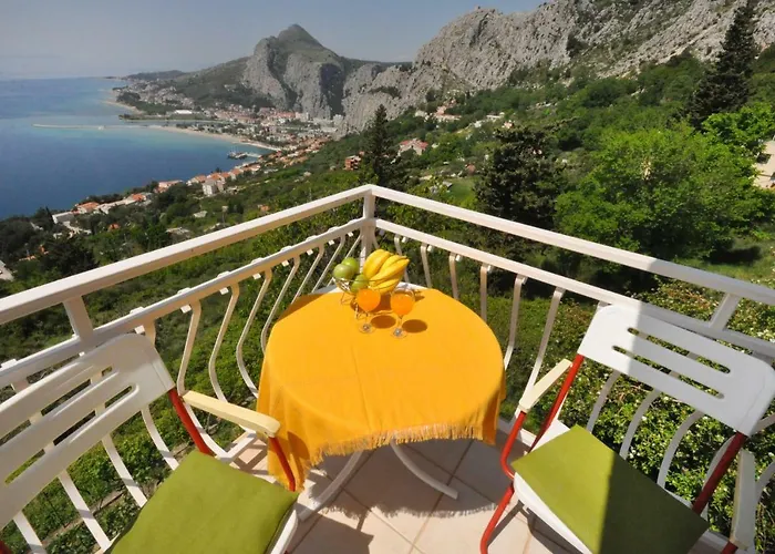 Almissa Appartamento Omiš