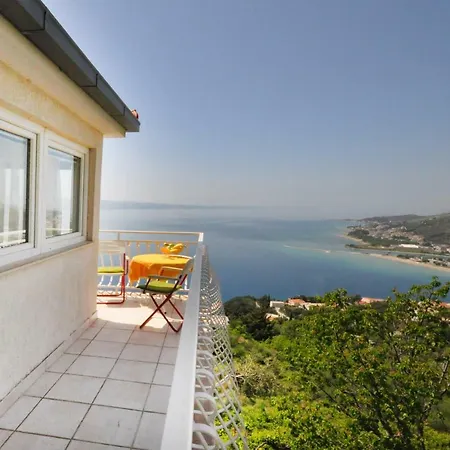 Apartament Almissa *